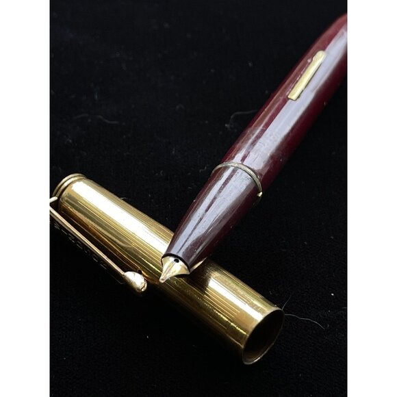 1950's Gold Cap Windsor Fountain Pen Lever Fill Gold Cap Maroon Barrel 14K Nib - Picture 4 of 7